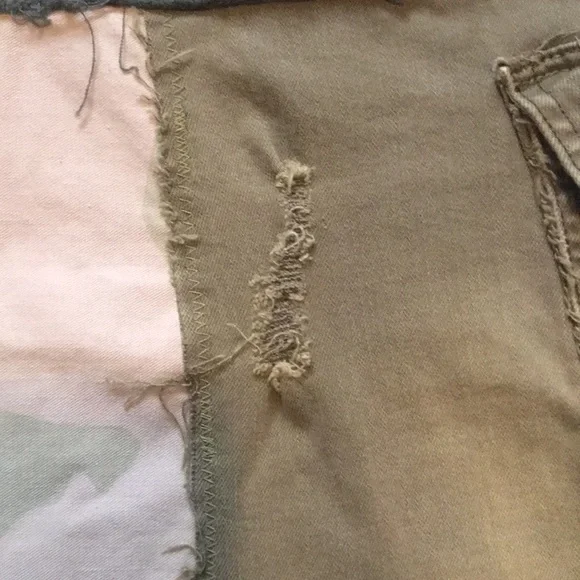 Upcycled patched BDG free people mountaineer camouflage military army camo skirt - Picture 11 of 16